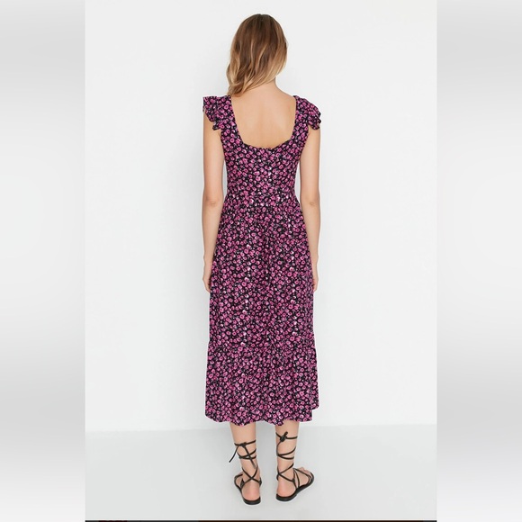 Floral Print Square Neck Dress - Picture 1 of 6